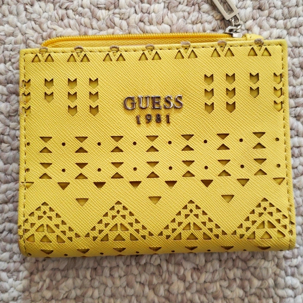 Guess Yellow wallet